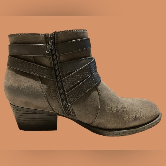 Sonoma Goods For Life, Therese Ankle Boots - Women's Size 8.5 (Brown Suede)​​ - Picture 4 of 6